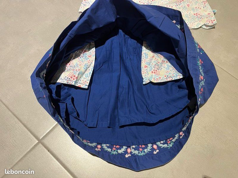 Ensemble SGMJ 7/8 ans jupe et blouse (image 3)