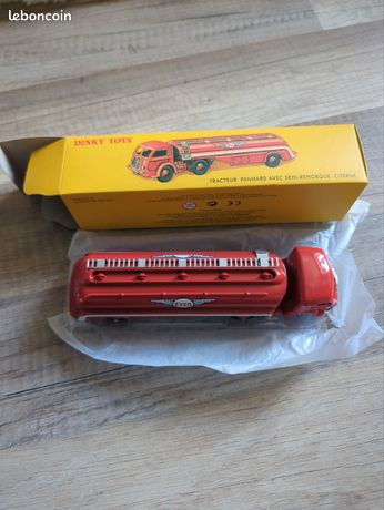 Dinky Toys Tracteur Panhard Esso - Réf 32C - Échelle 1/43 - Occasion
