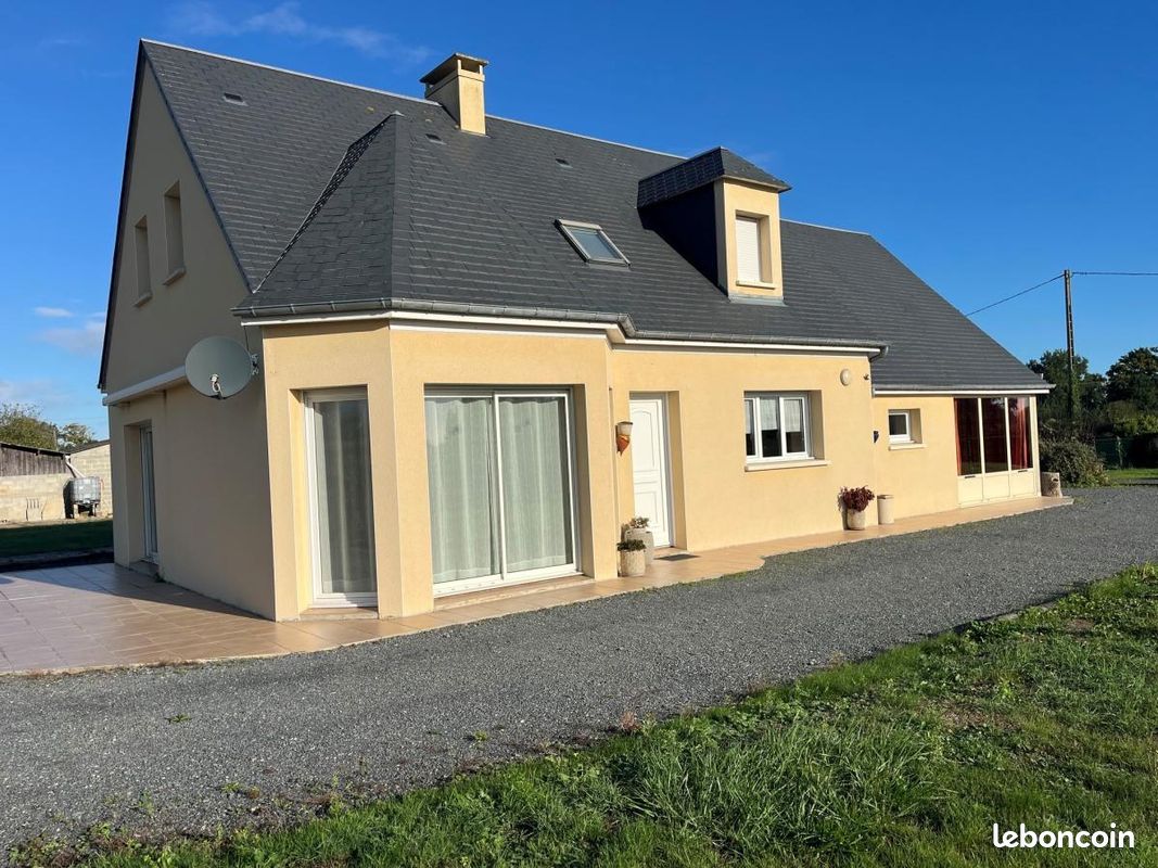 Maison 155 m² · à Saint-André-de-Bohon · 155 m² · 265 000 €