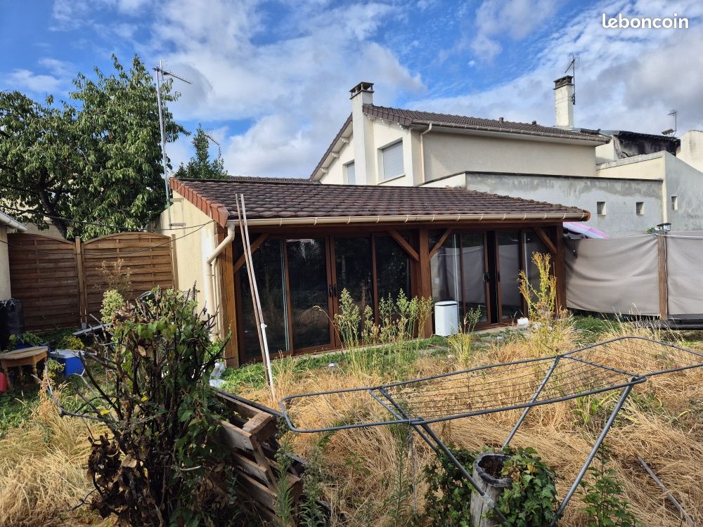 Terrain 515 m² · à Livry-Gargan · 515 m² · 240 000 €
