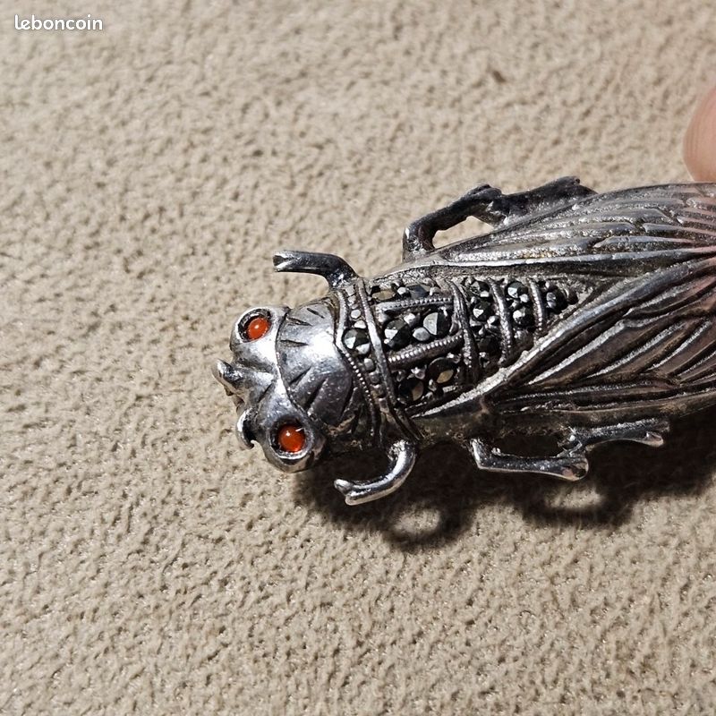 Broche Epingle ancienne en Argent et Marcassite ART DECO 1920