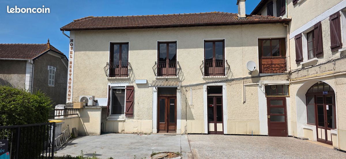 Maison 6 pièces 137 m² · à Pardies-Piétat · 137 m² · 130 000 €