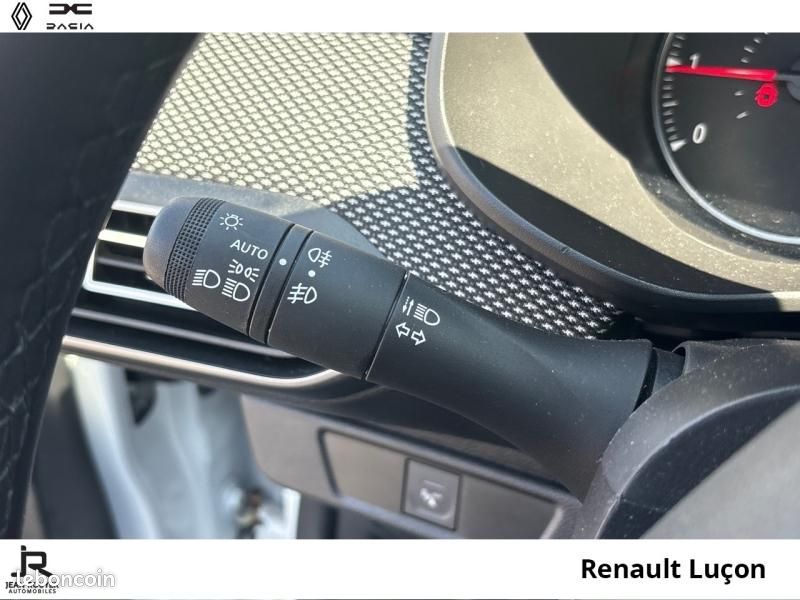 Dacia Sandero 1.0 SCe 65ch Expression (image 19)