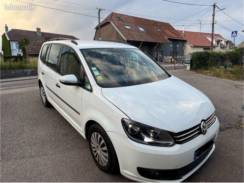 Volkswagen touran (image 2)
