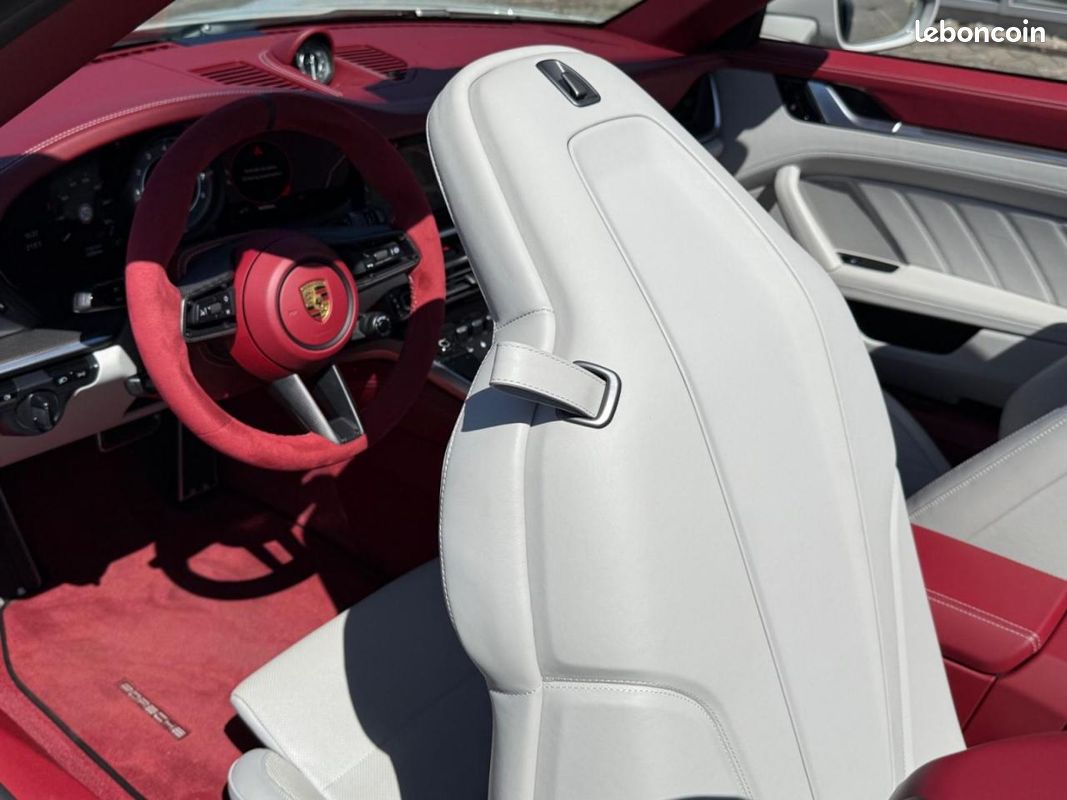 PORSCHE 911 992 Turbo S Cabriolet Exclusive Kreide/Lift/Burmester 3.8i 650 PDK (image 11)