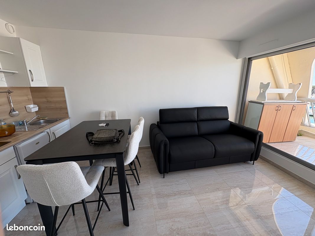 Appartement 1 pièce 23 m² · à Nîmes · 23,2 m² · 220 000 €