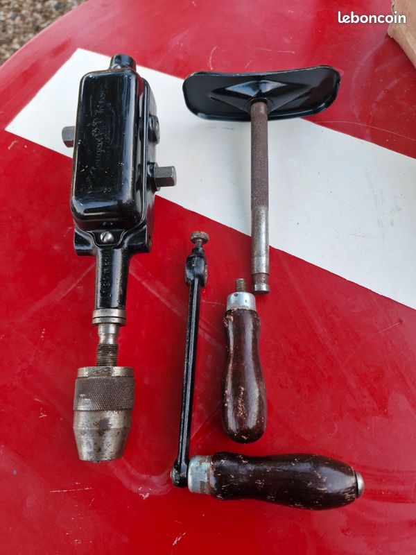 Boîte à outils de selle pour Peugeot 103 - Partie Cycle - Pièces pour PEUGEOT 101 / 102 / 103 / 104 / BB