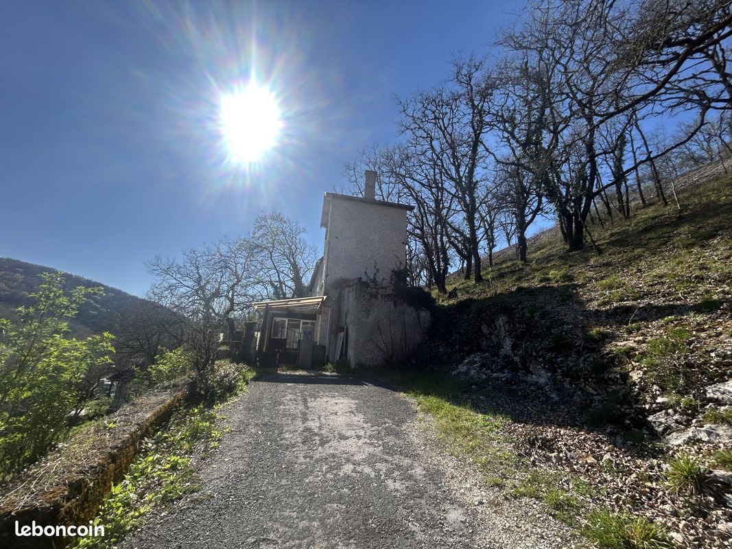 Maison 3 pièces 70 m² · à Lachapelle-Auzac · 70 m² · 50 000 €
