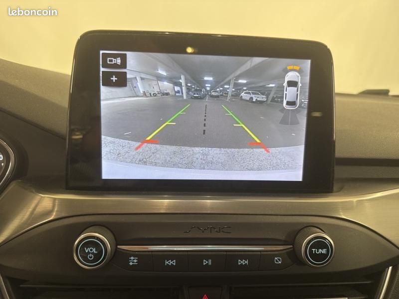 Ford Focus SW 1.0 EcoBoost 125ch Titanium (image 15)