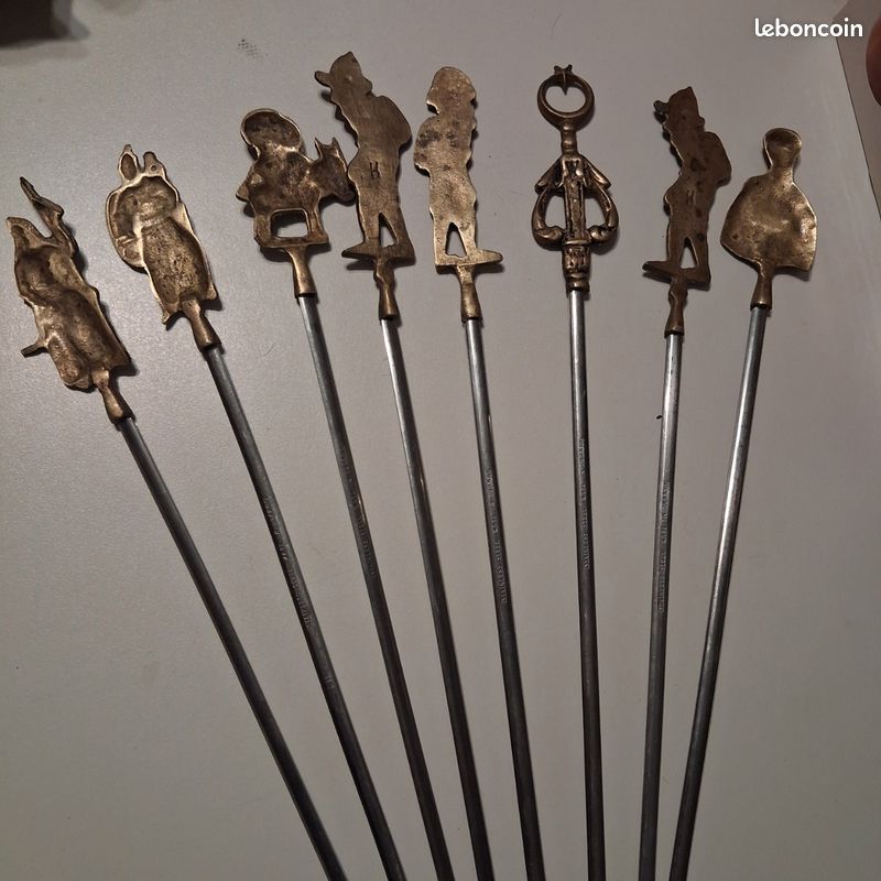 Série de 6 anciens pics à brochettes poignées