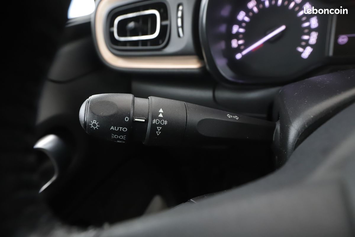 Citroen C3 1.5 Blue-HDi Origins 102 ch (image 22)