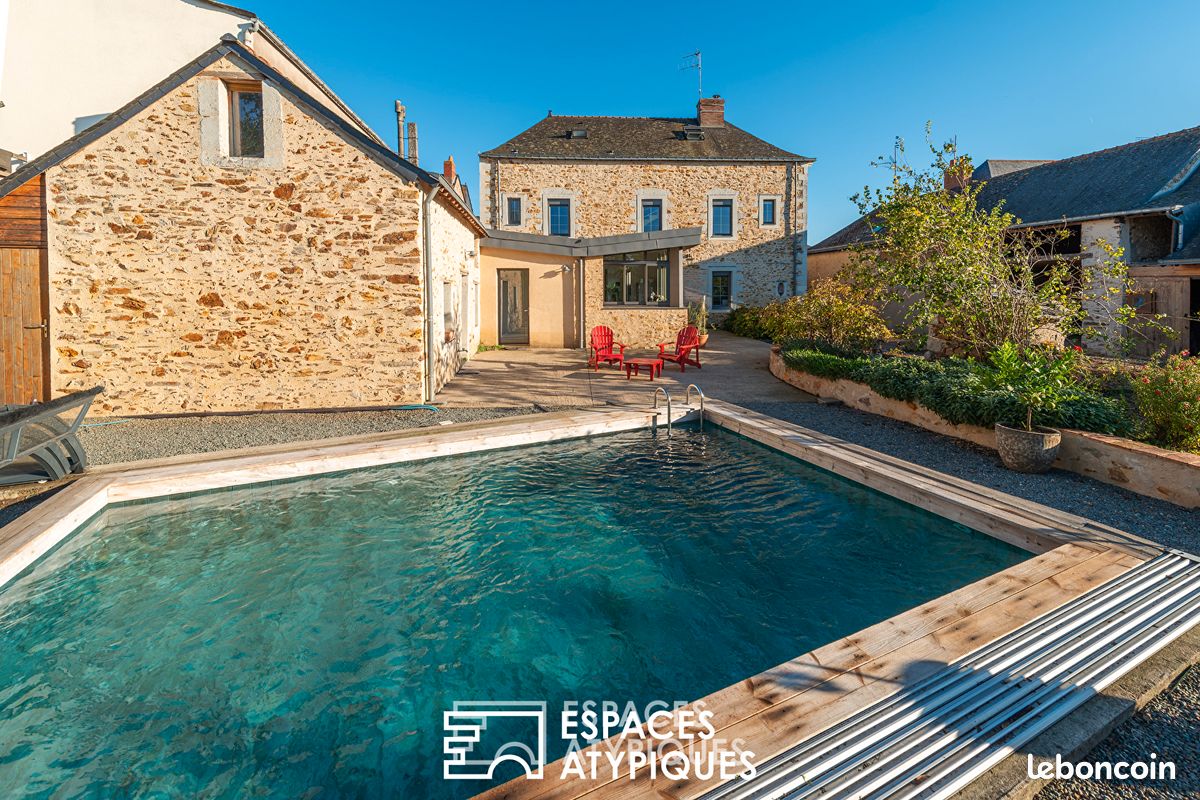 Maison 8 pièces 250 m² · aux Hauts-d'Anjou · 250 m² · 432 000 €