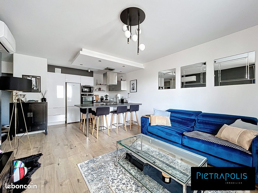 Appartement 2 pièces 45 m² · à Tassin-la-Demi-Lune · 45 m² · 245 000 €