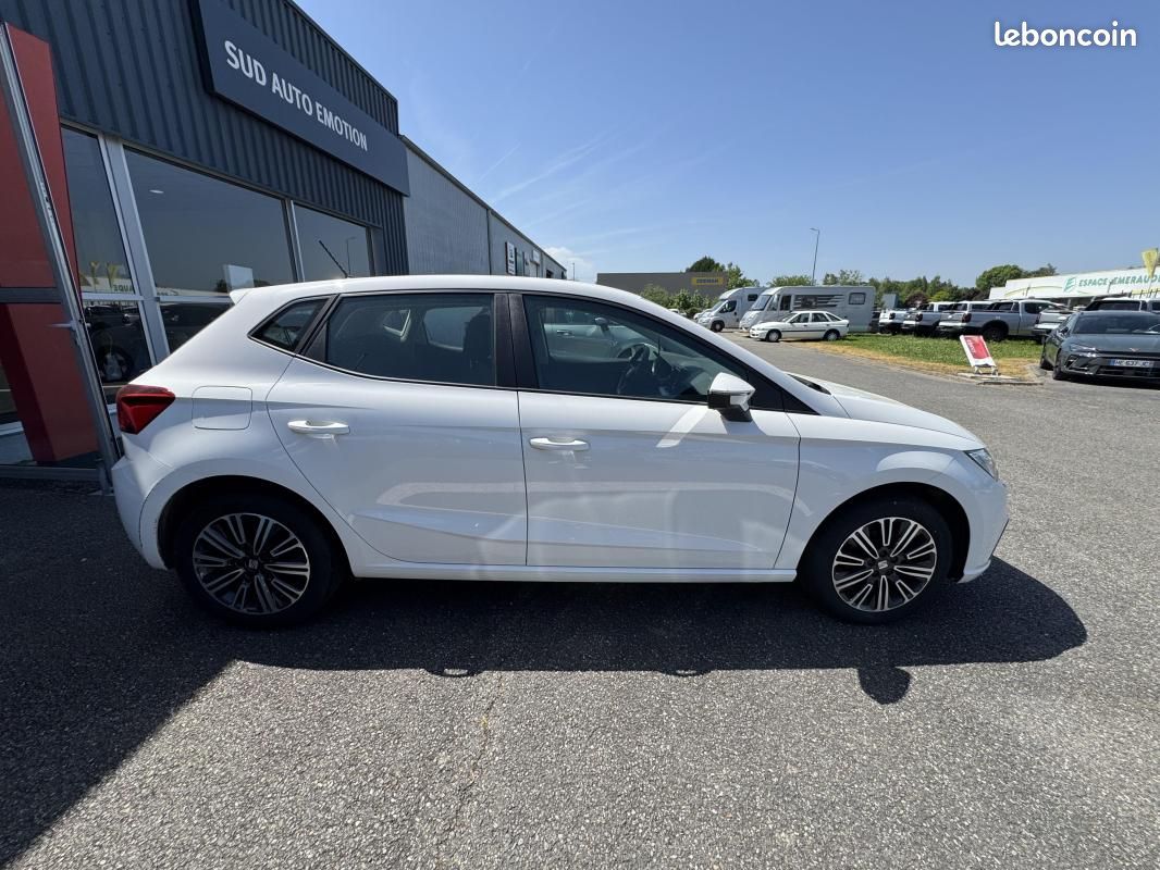 Seat Ibiza 1.0 TSI 95 ch S/S BVM5 Copa (image 2)