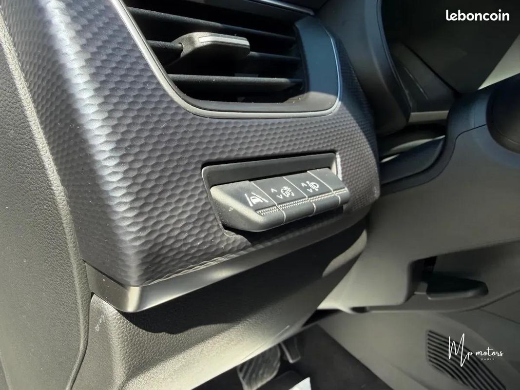 Renault Arkana 1.6 E-TECH 145 FULL-HYBRID EVOLUTION BVA / 1 MAIN / GARANTIE 12 MOIS (image 11)