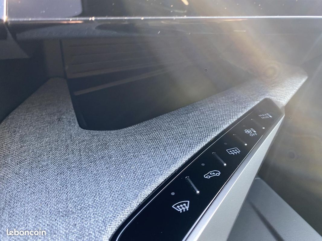 Peugeot 5008 iii 1.2 hybrid 145 gt e-dcs6 (image 38)