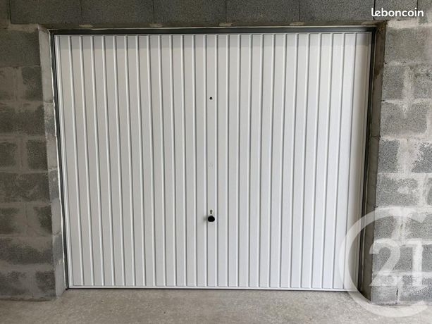 Garage/box 18 m² Plesse