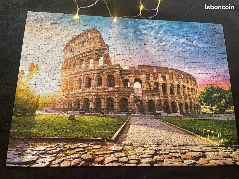 Joli puzzle de marque TREFL (image 1)