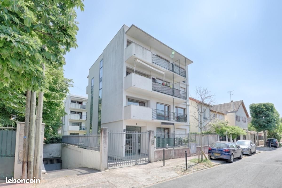 Appartement 4 pièces 88 m² · à Saint-Maur-des-Fossés · 88 m² · 332 000 €