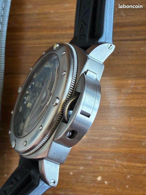Panerai Submersible Pam00025 (image 5)