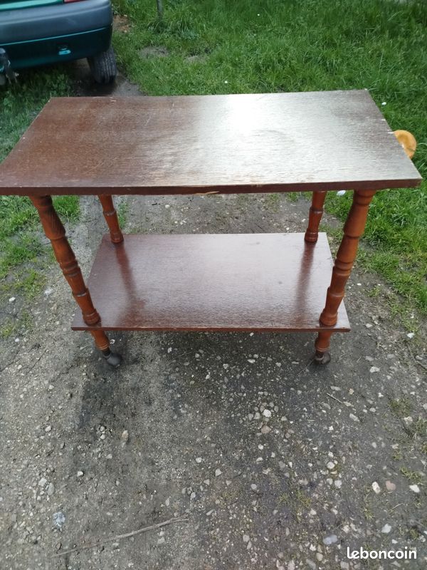 Petit meuble en bois (image 1)