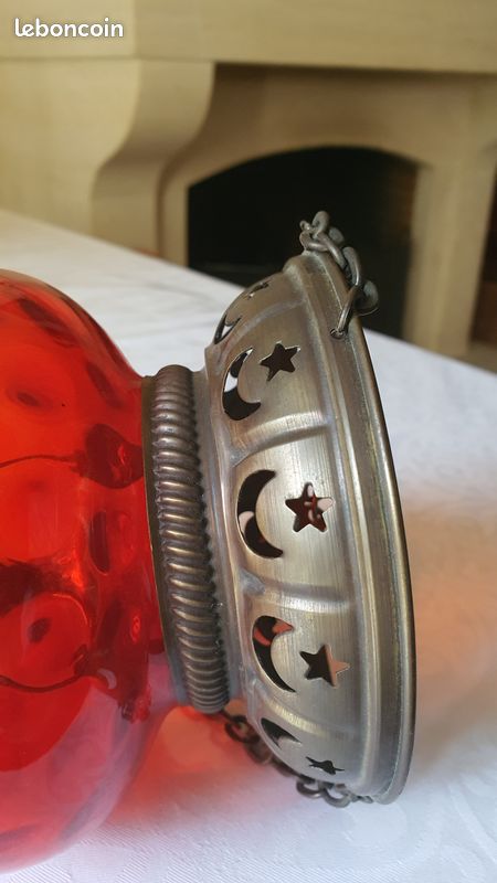 Suspension orientale (Turquie) en verre soufflé rouge et cuivre travaillé. Ambiance lumineuse unique. Peut servir d'enseigne lumineuse (image 6)