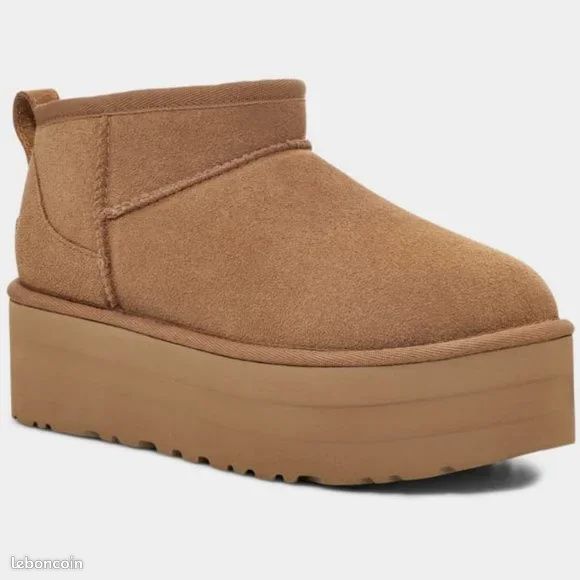 UGG Women's Classic Ultra Mini Platform (image 1)