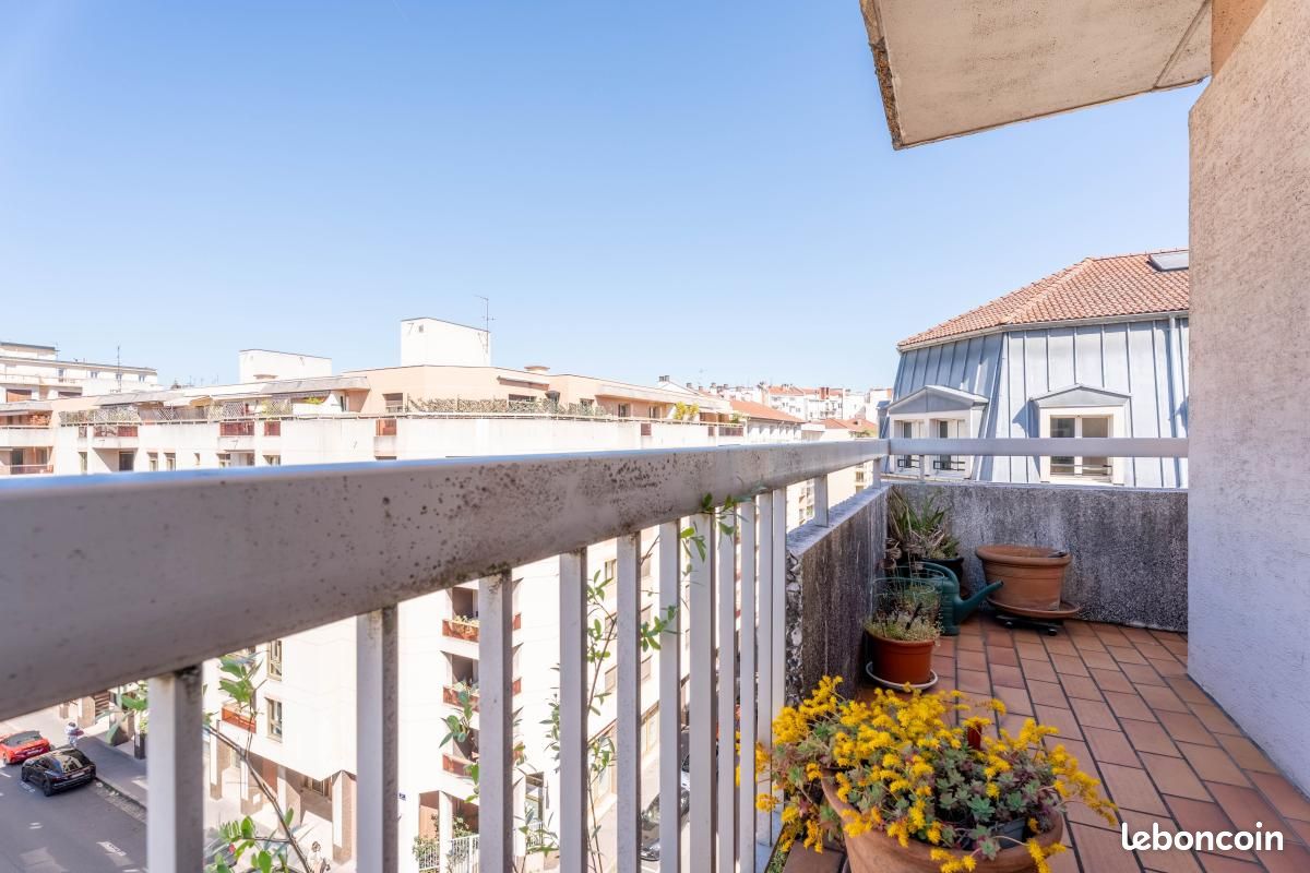 Appartement 5 pièces 145 m²