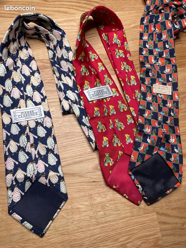 Lot De 8 Cravates Anciennes De Collection - Couleurs Et Motifs Variés - Occasion