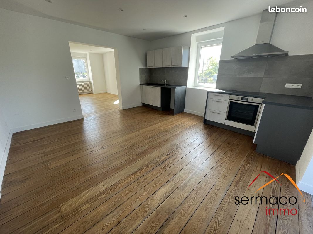 Appartement 4 pièces 100 m² · à Hundling · 100 m² · 800 €