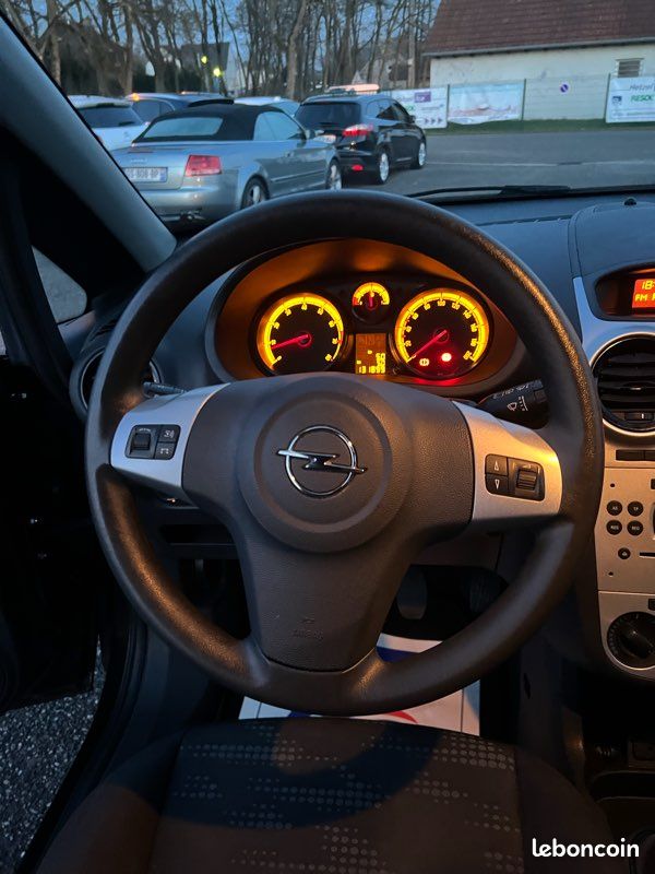 Opel Corsa E 1.2 Twinport 86cv Édition Cool Climatisation Régulateur Faible Kilométrage Garantie 12 Mois Suivie (image 13)