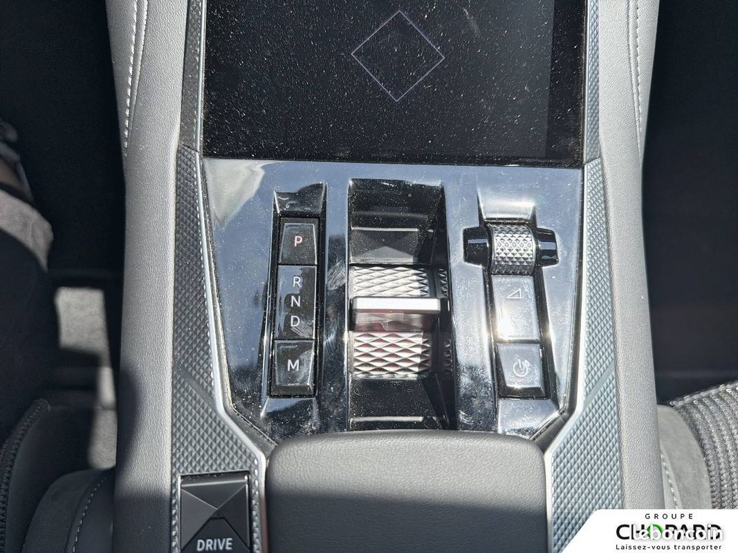 DS DS 4 Hybride 136 e-DCT6 Etoile - Alcantara (image 19)