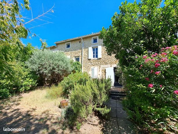 Maison 10 pièces 265 m²