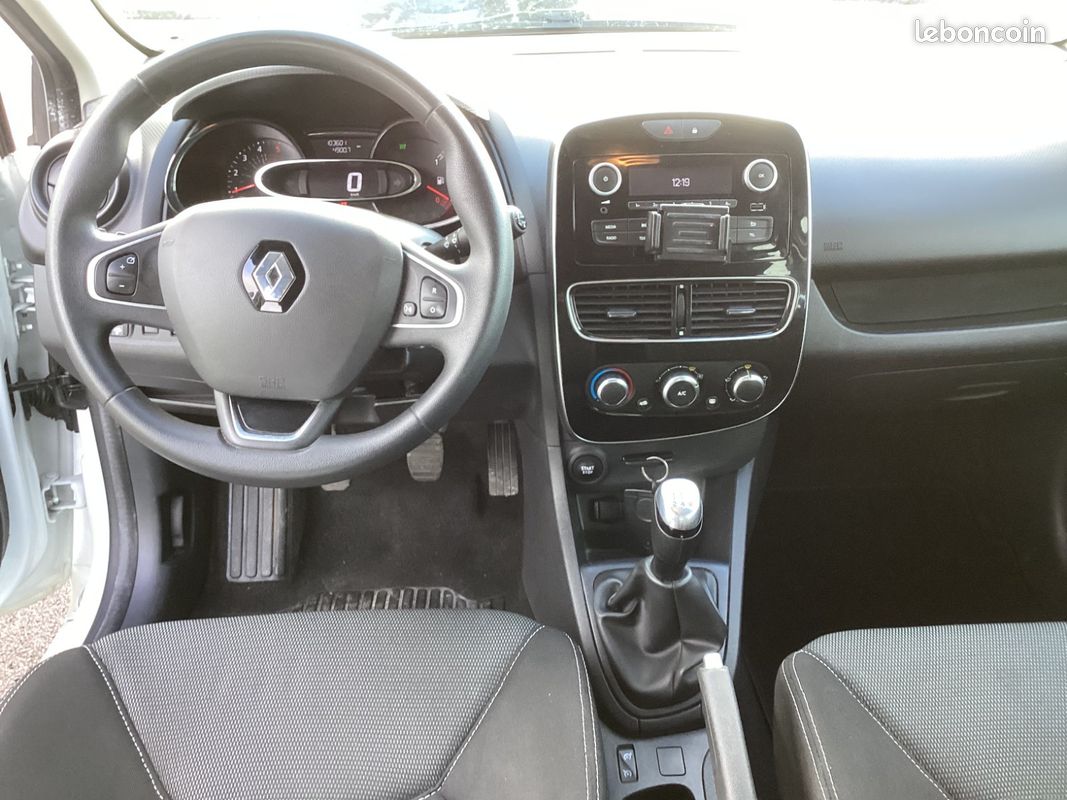Renault CLIO IV DCI 75ch Business Eco2 (image 12)