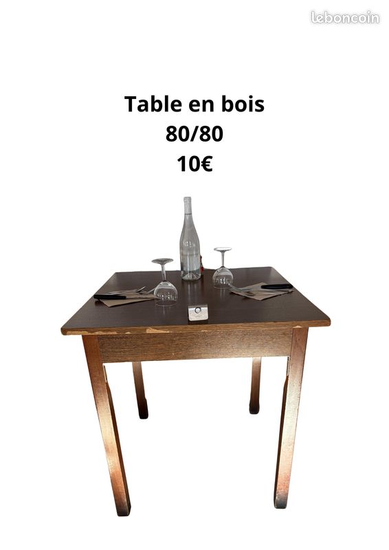 Table en bois - 80/80 (image 1)