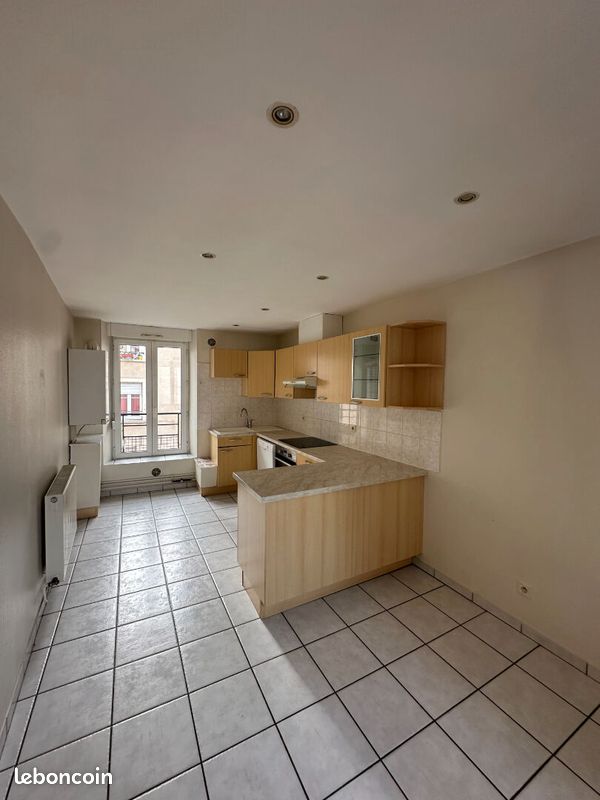 Appartement 5 pièces 101 m² · à Jarville-la-Malgrange · 101 m² · 800 €