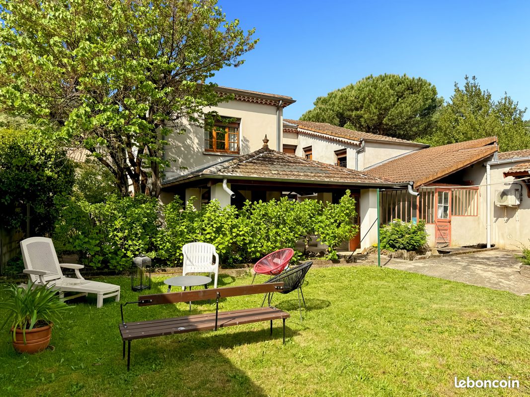Maison 9 pièces 212 m² · à Labégude · 212 m² · 310 000 €