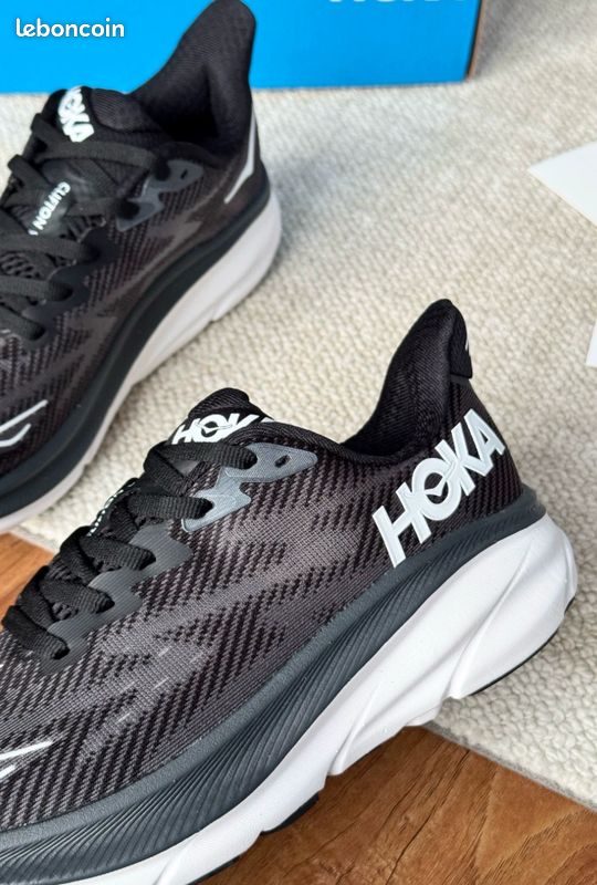 HOKA Clifton 9 Noir (image 5)