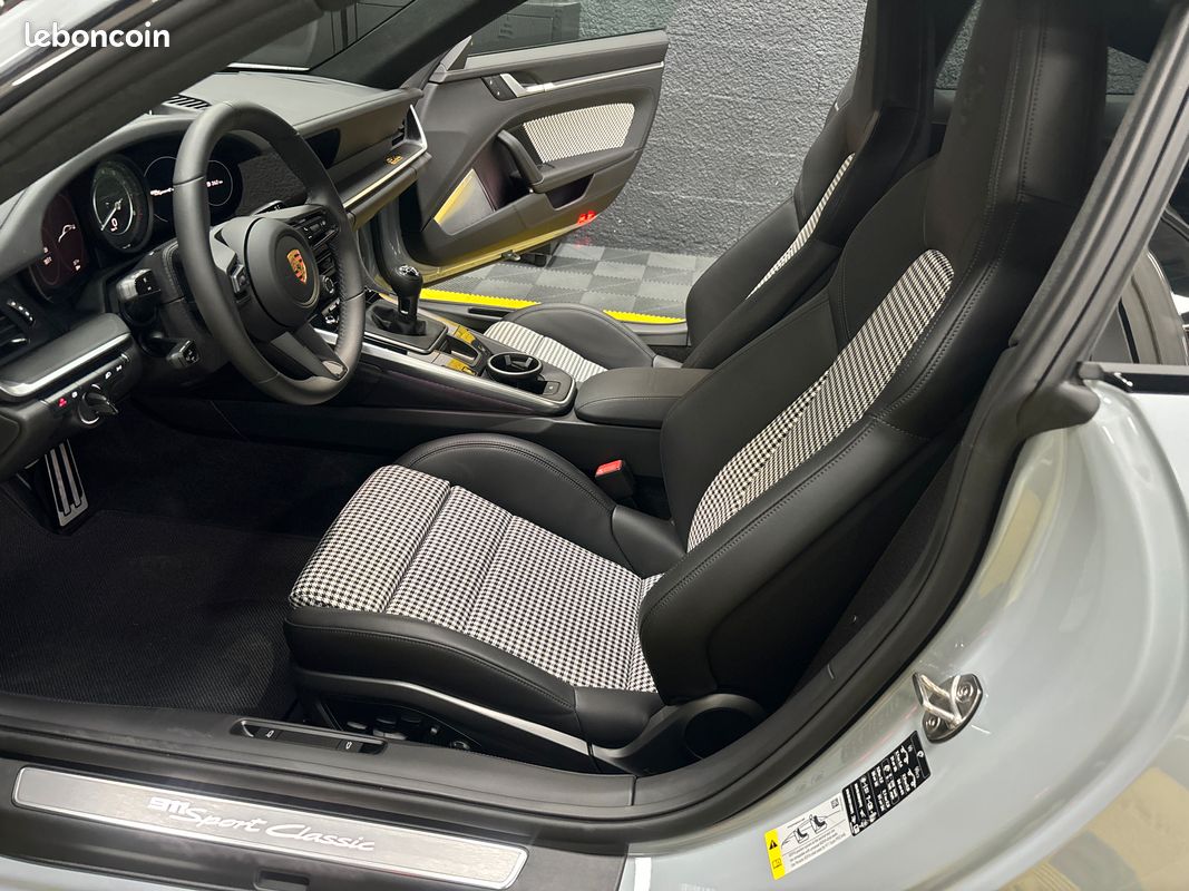 Porsche 911 992 turbo 550 cv Sport Classic 1042/1250 exemplaire toute options voiture neuve pas immatriculée origine France tva récupérables (image 3)