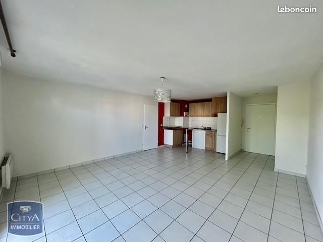 Appartement 2 pièces 51 m² · à Clermont-Ferrand · 51 m² · 630 €