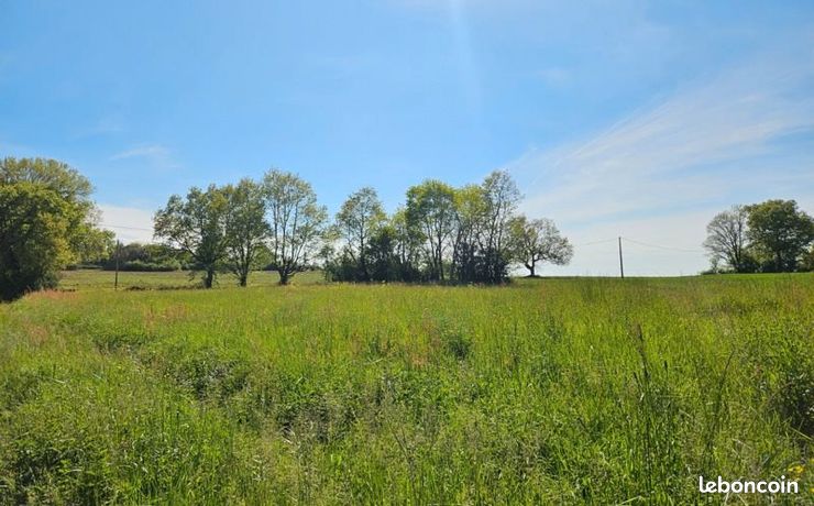 Terrain 2 100 m² Forgues