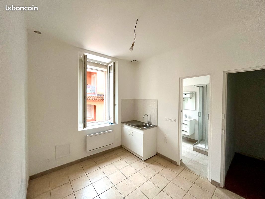 Appartement 1 pièce 22 m² · à La Londe-les-Maures · 22 m² · 530 €/mois