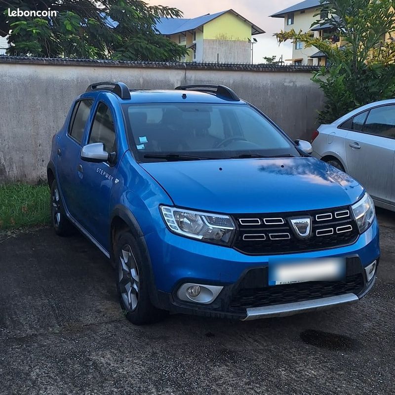 Dacia Sandero Stepway 1.5 dCi 90 Confort (image 1)