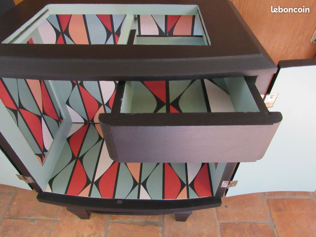 CChevet type art deco relooké noir et papier vintage (image 9)