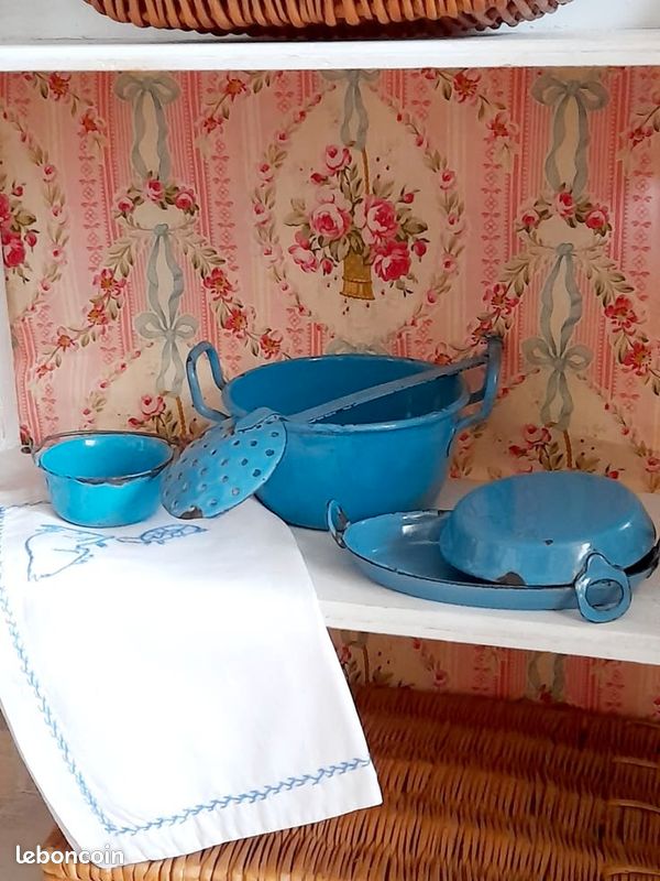 Dinette Ancienne En Tôle - Jouet D'Imitation Vintage - Vaisselle Enfant Rétro