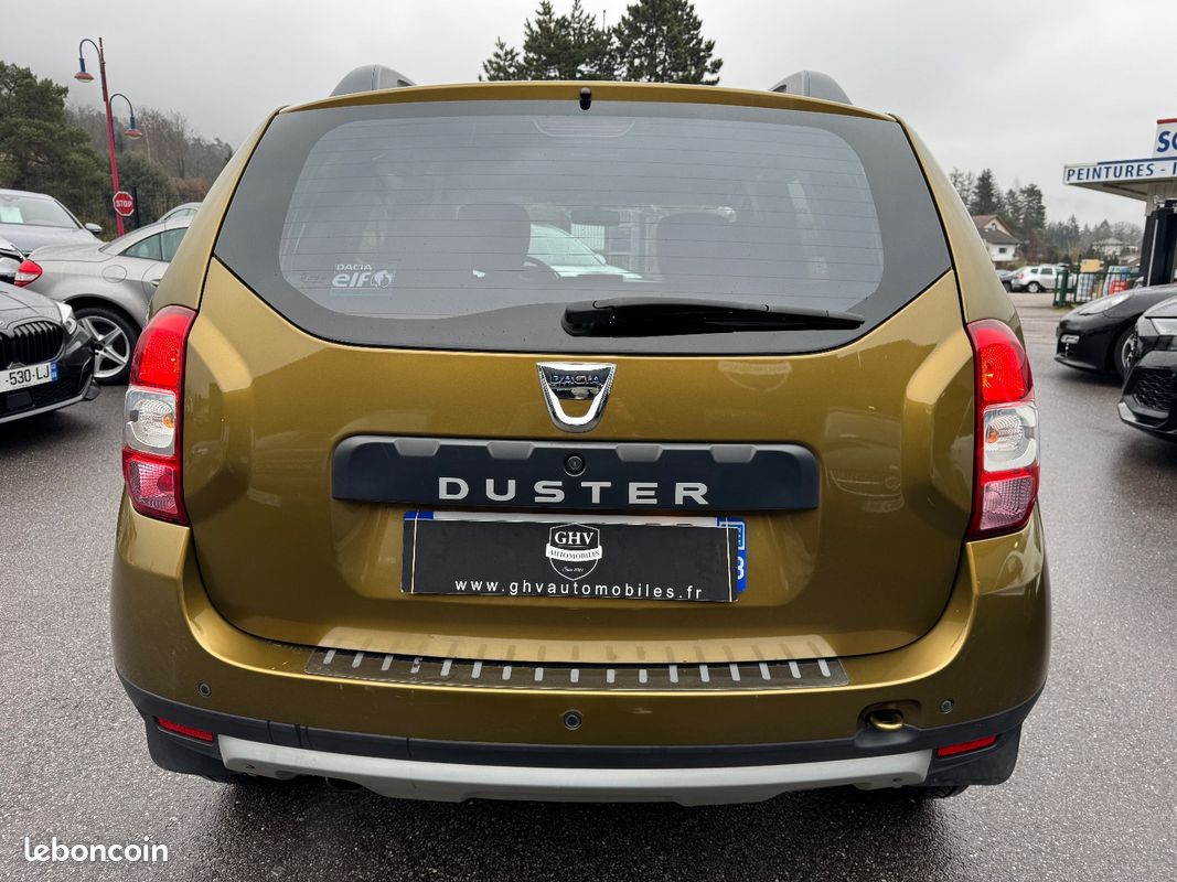 DACIA DUSTER Black Touch TCE 125Ch 4x2 (image 5)
