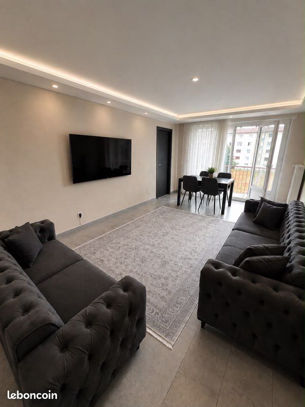 Appartement 4 pièces 77 m² · à Pontarlier · 77 m² · 1 300 €