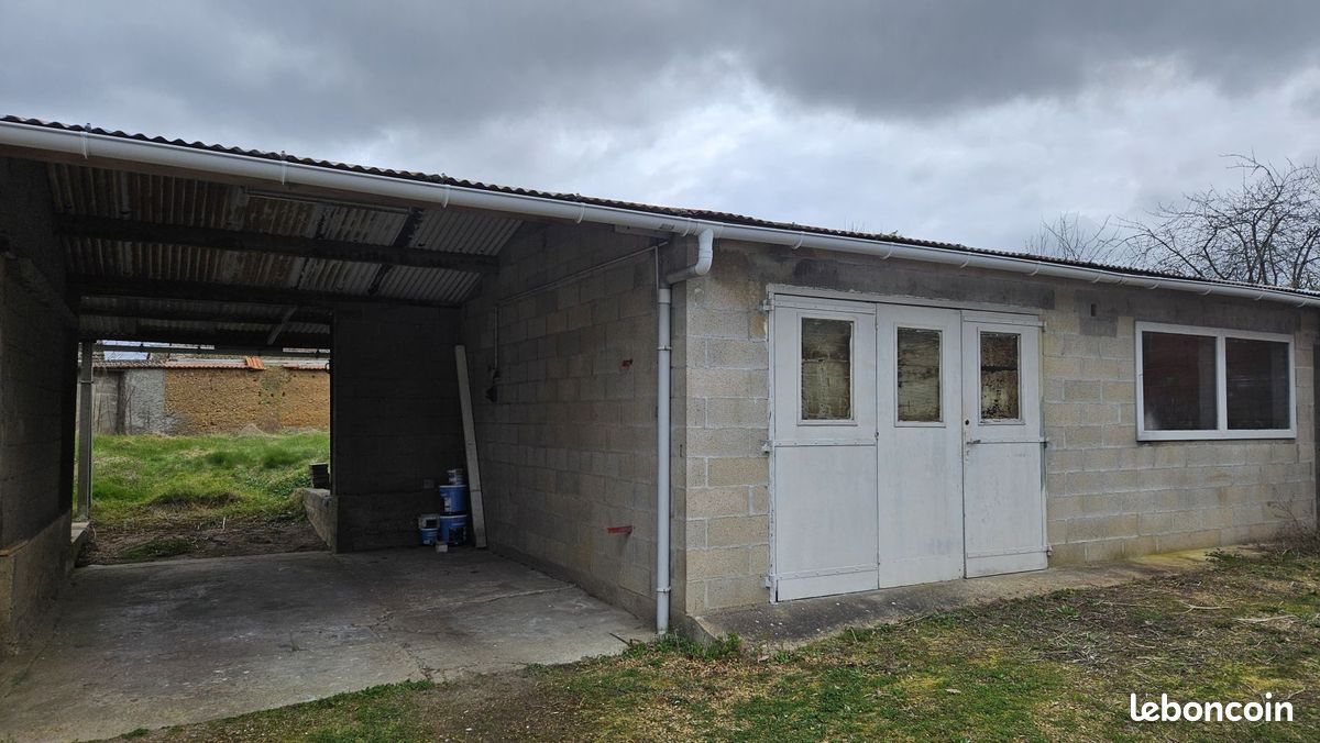 Terrain à bâtir de 287 m² à LE COUDRAY (28) · 69 500 €