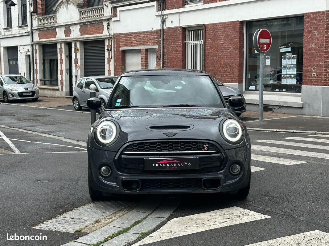 Mini cooper s 2.0 l greenwich / toit ouvrant / apple carplay / pneus avant neuf (image 8)