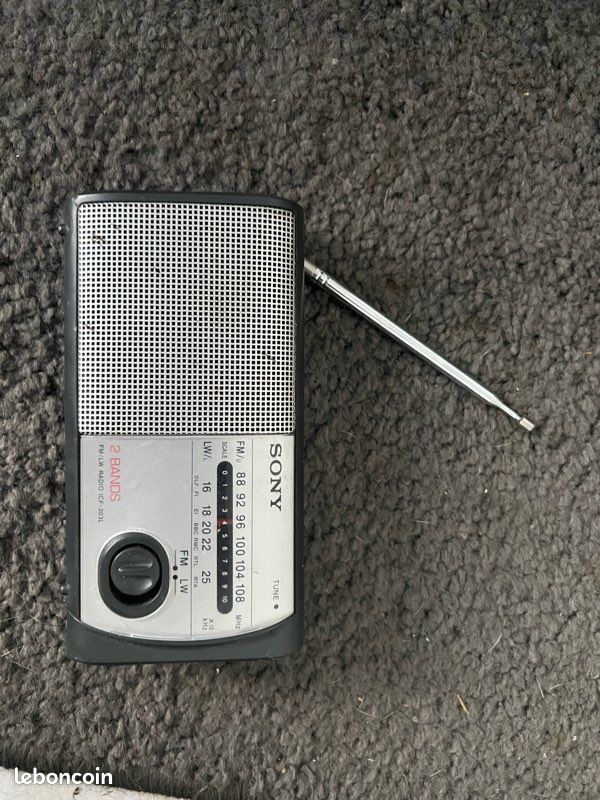 Radio ancienne (image 1)